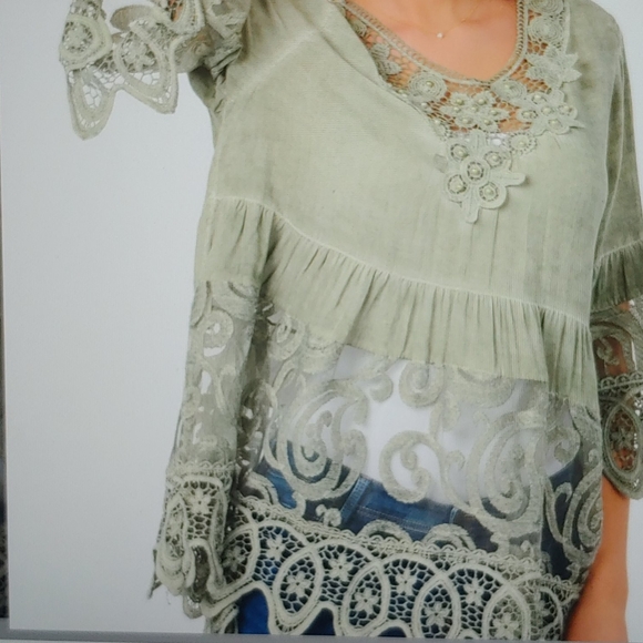 Scoop Neck Top - Picture 3 of 5